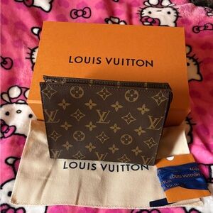 Louis Vuitton toiletry 19 pouch